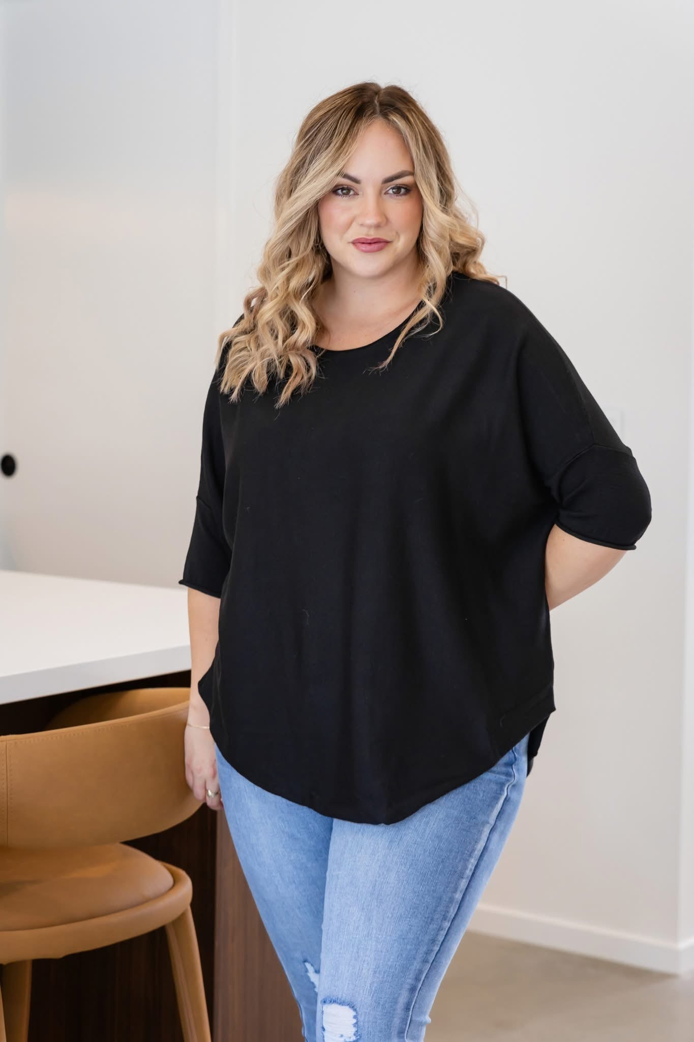 BATWING KNIT - BLACK