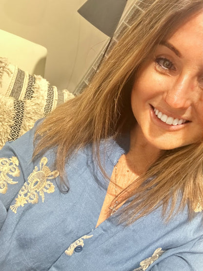 G R A C I E embroided blouse in Denim