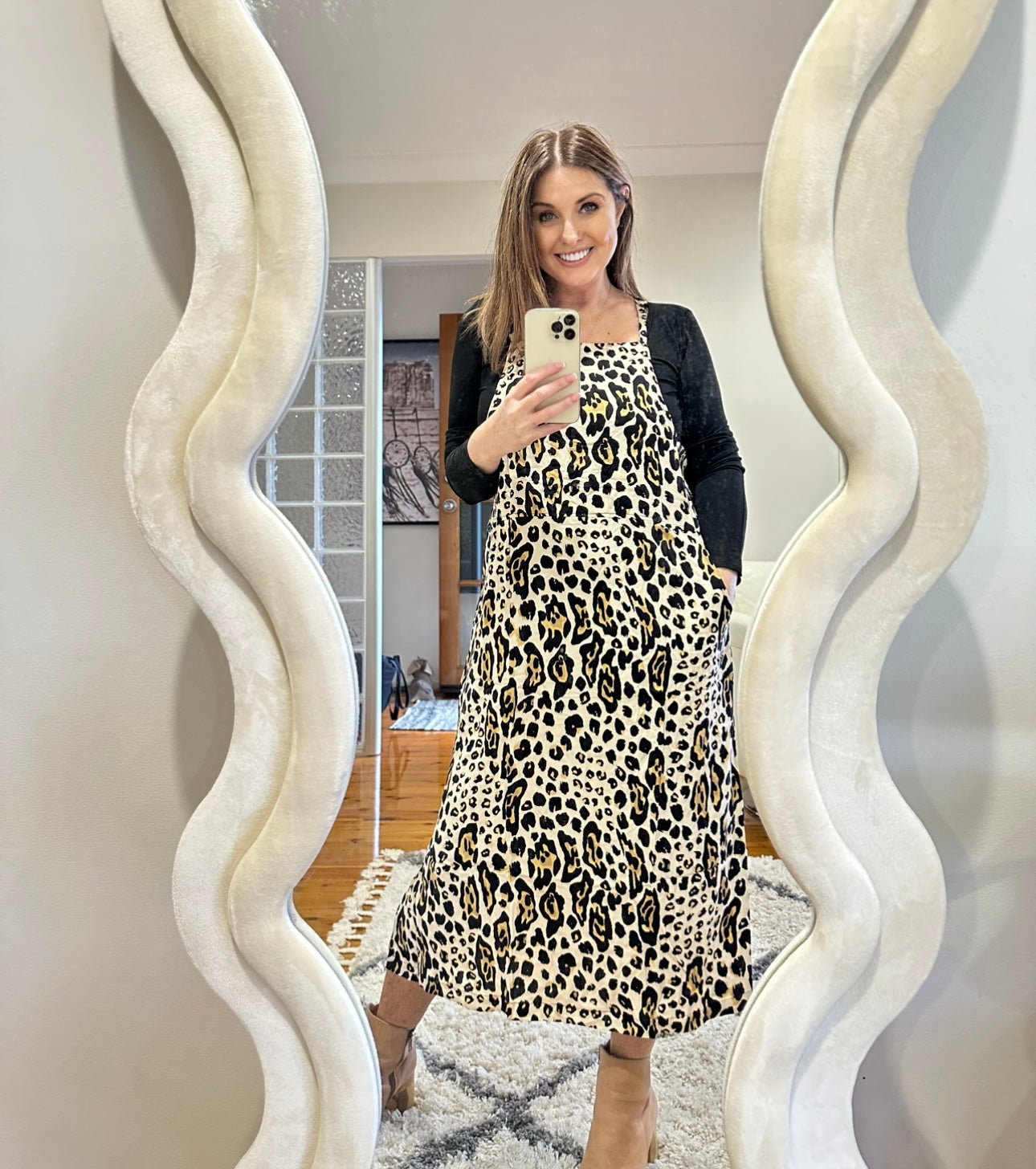 APRON DRESS - LEOPARD