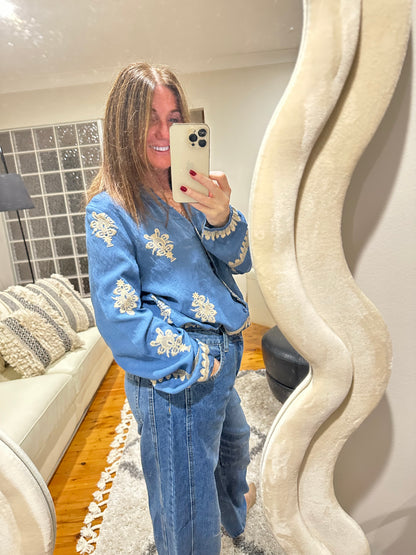 G R A C I E embroided blouse in Denim